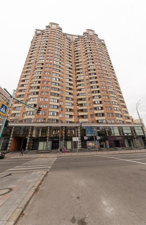 Апартаменти Люкс Класу В Новому Будинку В Центрі Kyiv Exterior photo